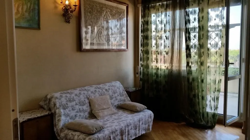Apartment Girasolereale Rome City