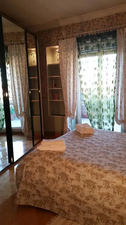 Apartment Girasolereale Rome City